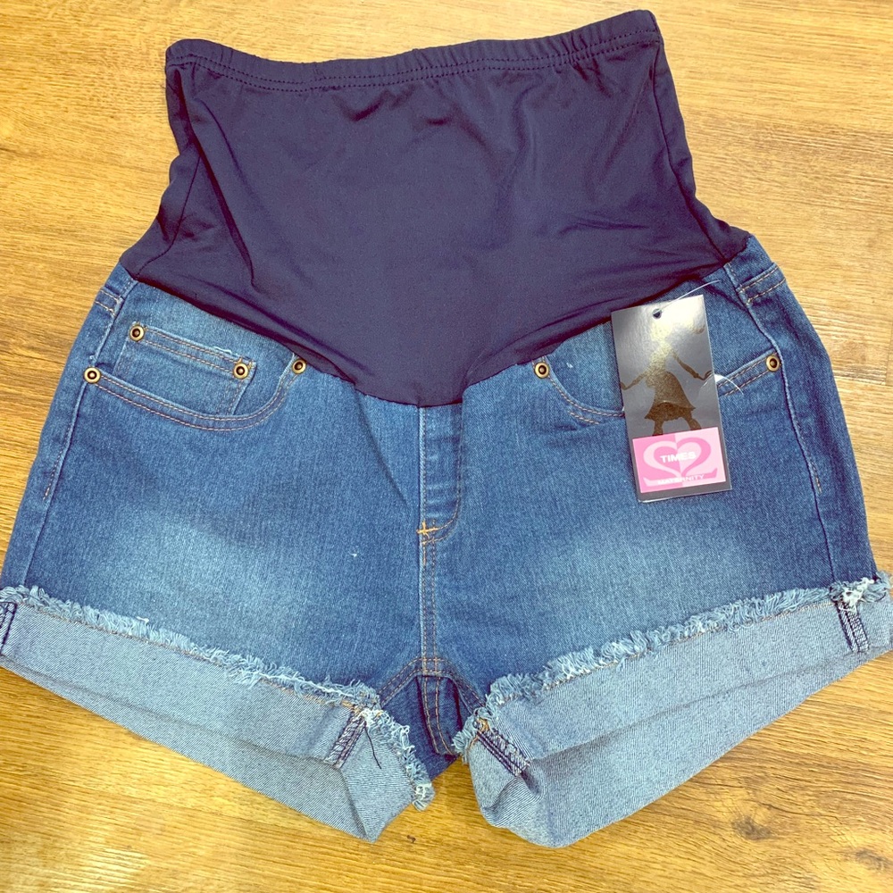 Maternity denim shorts